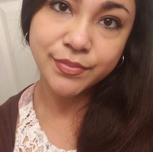 Meet your Posher, Alicia